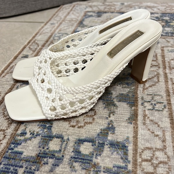 Billini Olsen Heels - Picture 6 of 10